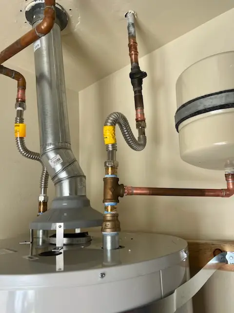 Water heater installation and plumbing repair in Steven's Square - Loring Heights